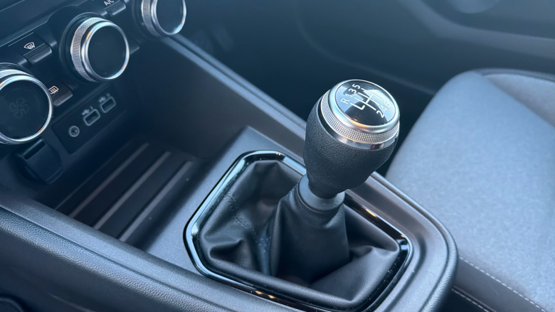 Renault Clio 1.0 TCe 90 Evolution 5dr Petrol Hatchback